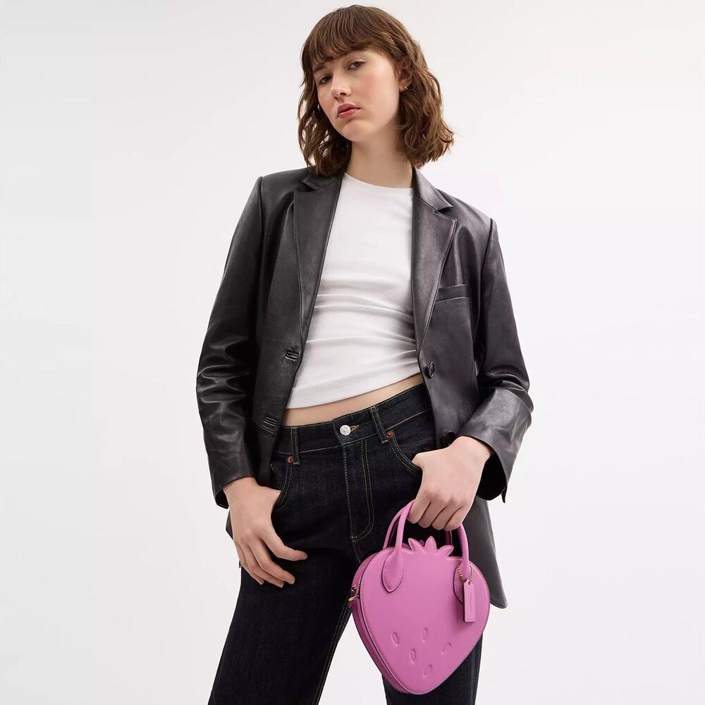 ❤️Coach Strawberry Bag In Regenerative Leather - Picture 2 of 10